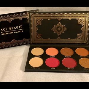 ACE BEAUTE Grandiose Eyeshadow Pallet